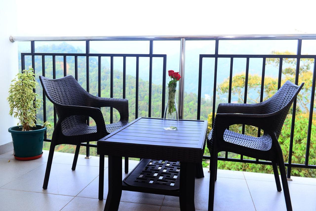Hotel Palmtree Leaf, Munnar Exterior foto