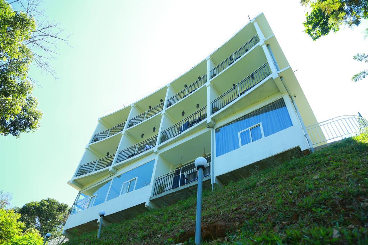Hotel Palmtree Leaf, Munnar Exterior foto